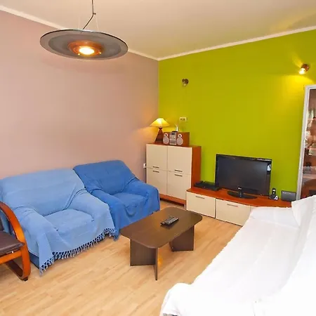 Apartment Ferienwohnung Fur 6 Personen Ca 100 Qm In Sijana, Istrien Istrische Riviera Pula