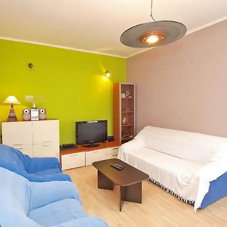 Ferienwohnung Fur 6 Personen Ca 100 Qm In Sijana, Istrien Istrische Riviera Apartment