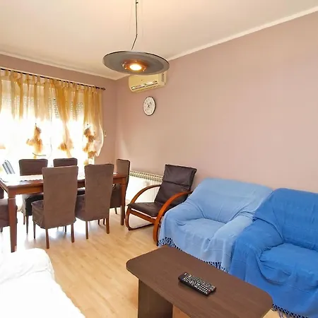 Ferienwohnung Fur 6 Personen Ca 100 Qm In Sijana, Istrien Istrische Riviera